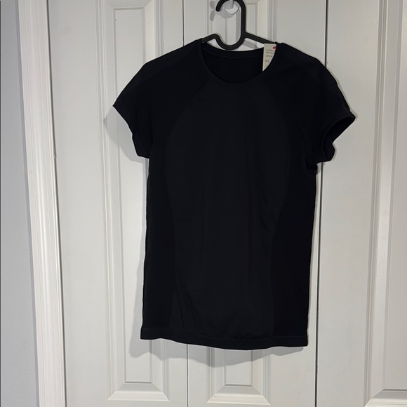 Sweaty Betty Black seamless Short Sleeve Tee - Picture 1 of 3